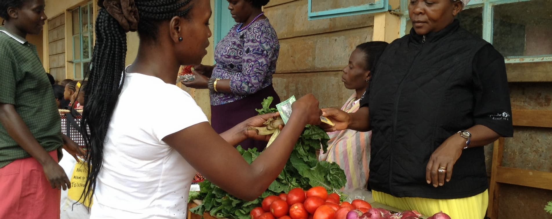 Community members using Commitment Pooling